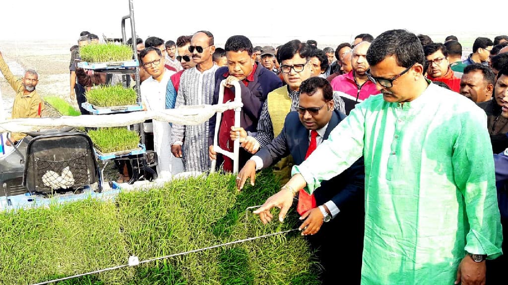 বাংলাদেশের কৃষকেরাও স্মার্ট হচ্ছে: নৌ প্রতিমন্ত্রী