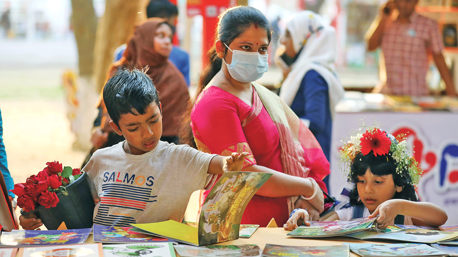 বইমেলা ও লেখকের স্বার্থ