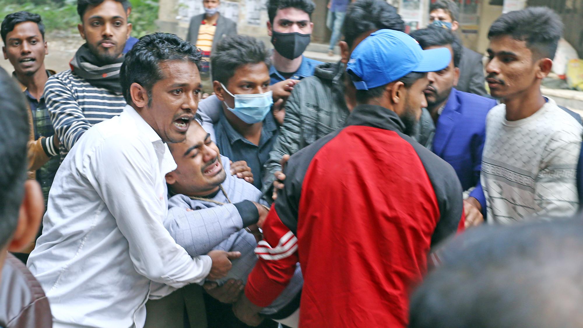 নসিমন ভবনে বিএনপির দুই পক্ষে সংঘর্ষ