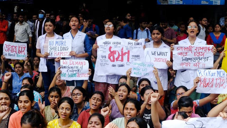 কলকাতায় নারী চিকিৎসক ধর্ষণ ও হত্যায় ভারতজুড়ে বিক্ষোভ 