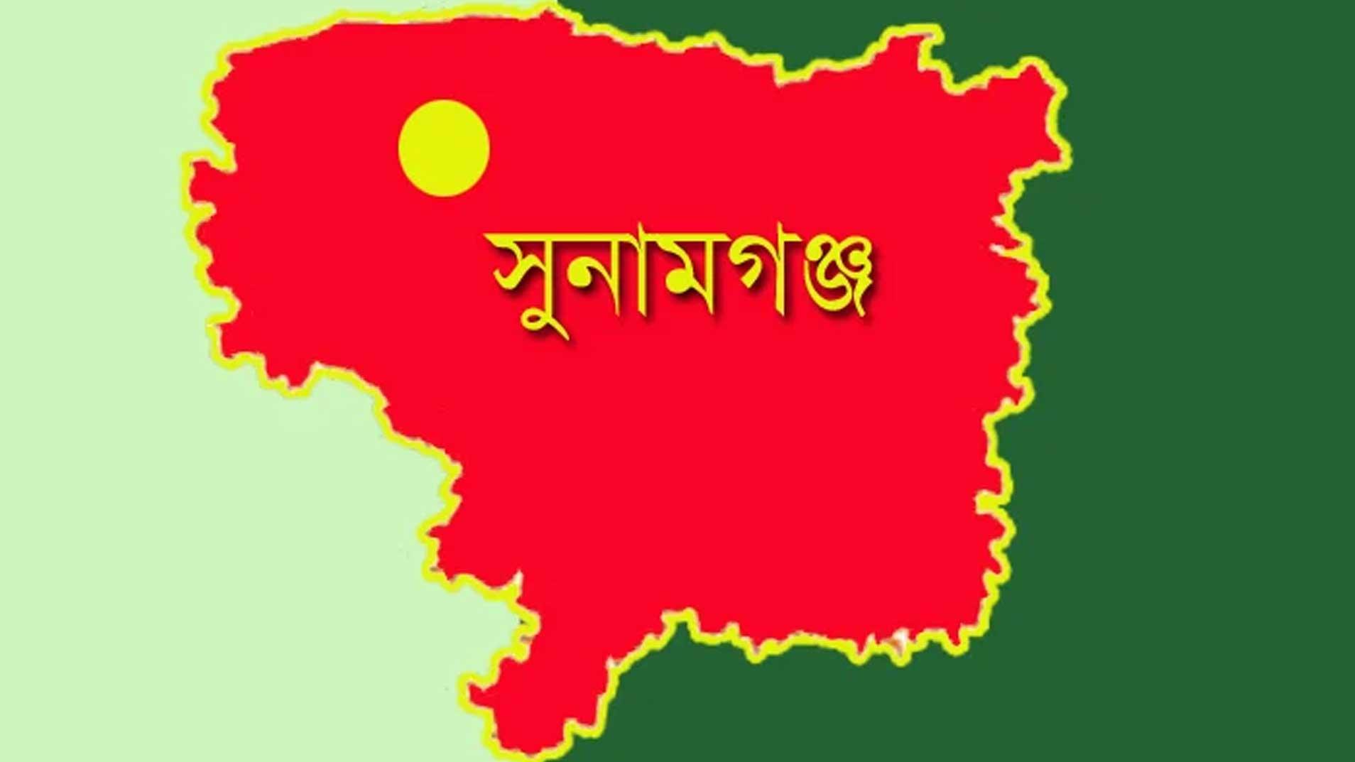 জাদুকাটা নদীতে নৌকা ডুবে মাঝি নিখোঁজ