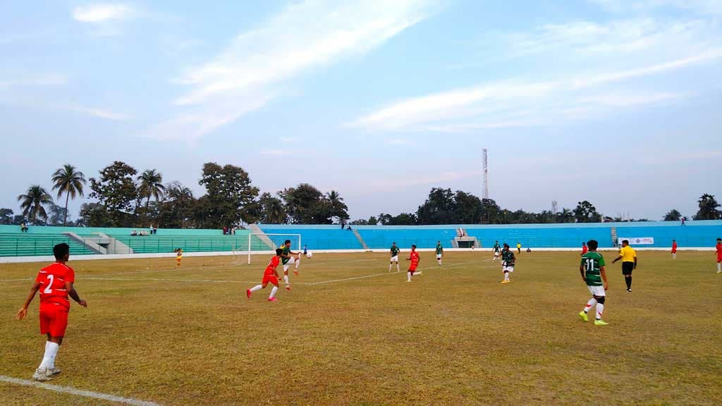 শেরপুর-মানিকগঞ্জের  খেলা ৩-৩ গোলে ড্র