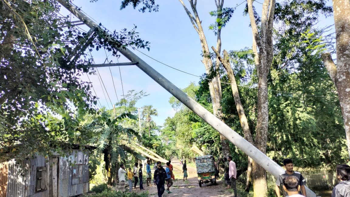 ঘূর্ণিঝড়ে বিদ্যুৎহীন বরগুনার তালতলীর বেশির ভাগ এলাকা 