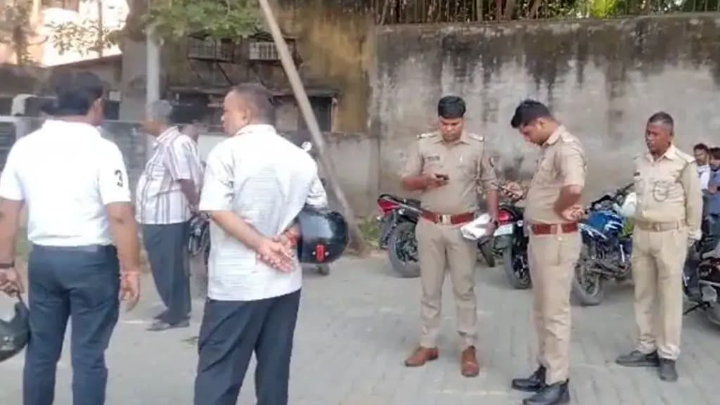 ভারত-অস্ট্রেলিয়ার খেলা দেখার সময় টিভি বন্ধ করায় ছেলেকে খুন করেন বাবা