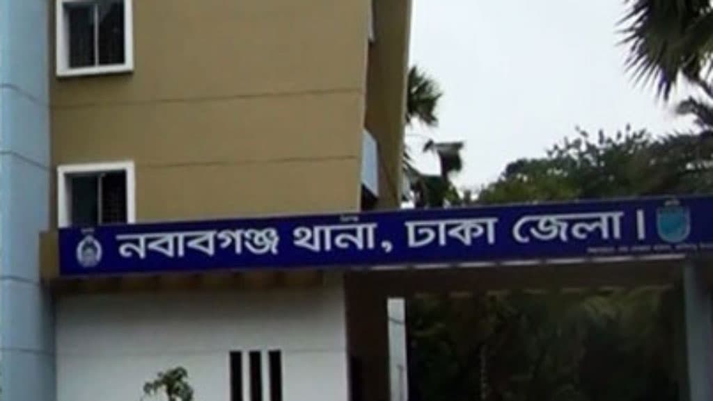 নবাবগঞ্জের ইউএনওকে হুমকি