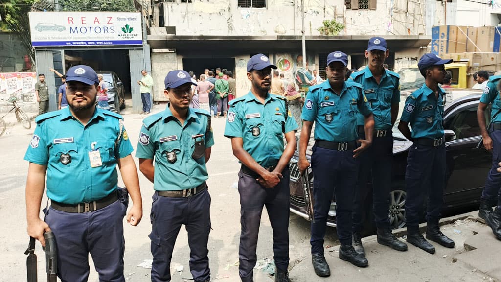 জাপা কার্যালয় ঘিরে পুলিশের কড়া নিরাপত্তা