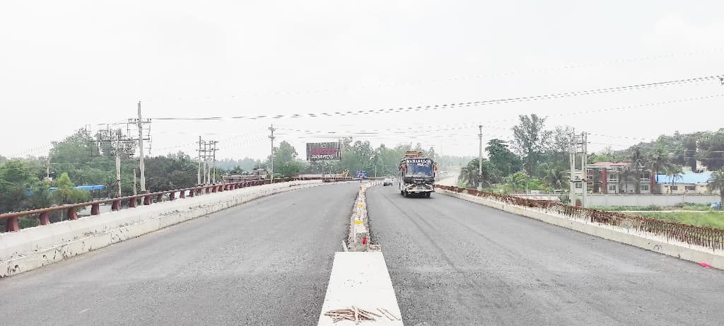 ঈদে যানজট এড়াতে খুলে দেওয়া হলো নলকা ফ্লাইওভার