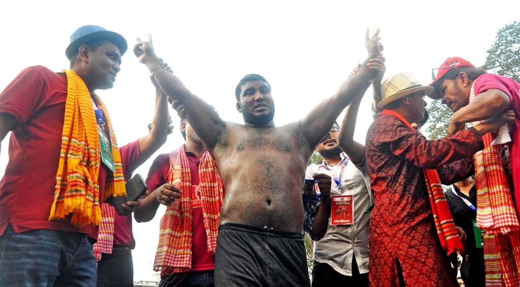 জব্বারের বলীখেলায় চ্যাম্পিয়ন কুমিল্লার শরীফ