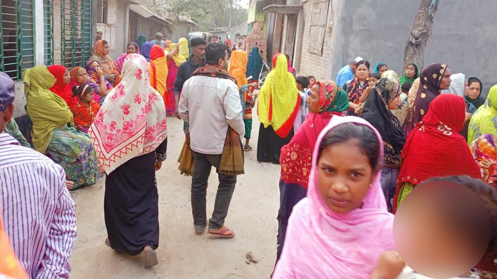 ছেলের মৃত্যুর খবর শুনে বাবার মৃত্যু 