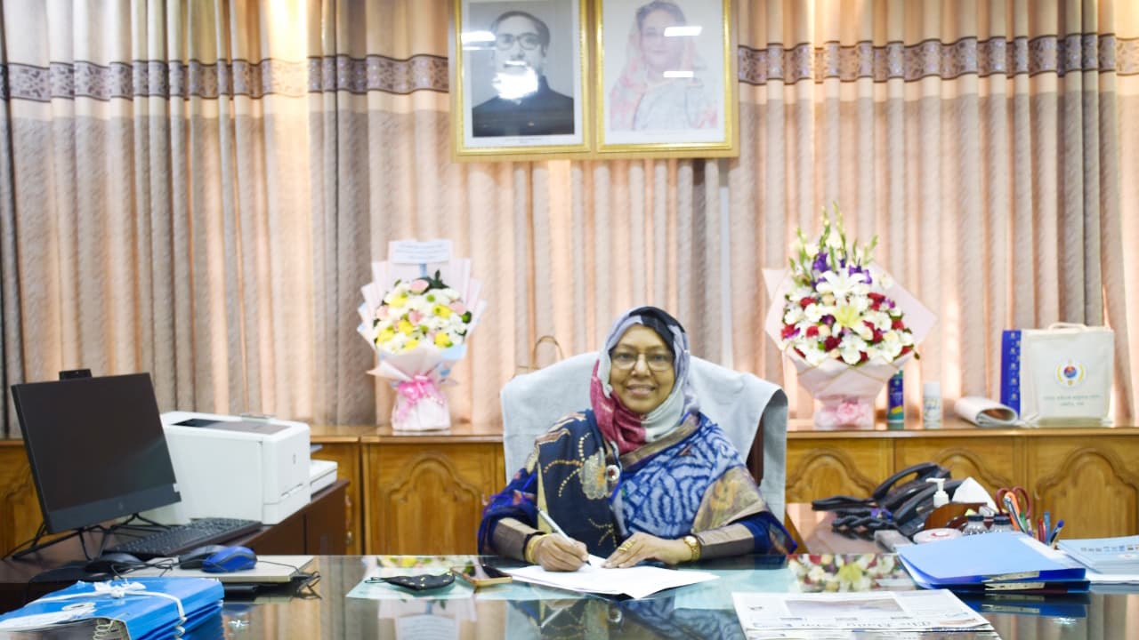 সিজিডিএফ হিসেবে কামরুন নাহারের দায়িত্ব গ্রহণ 