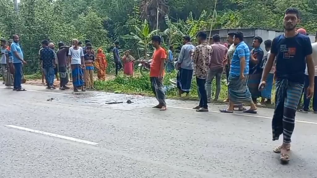 রাজবাড়ীতে একই স্থানে পৃথক সড়ক দুর্ঘটনায় দুজন নিহত