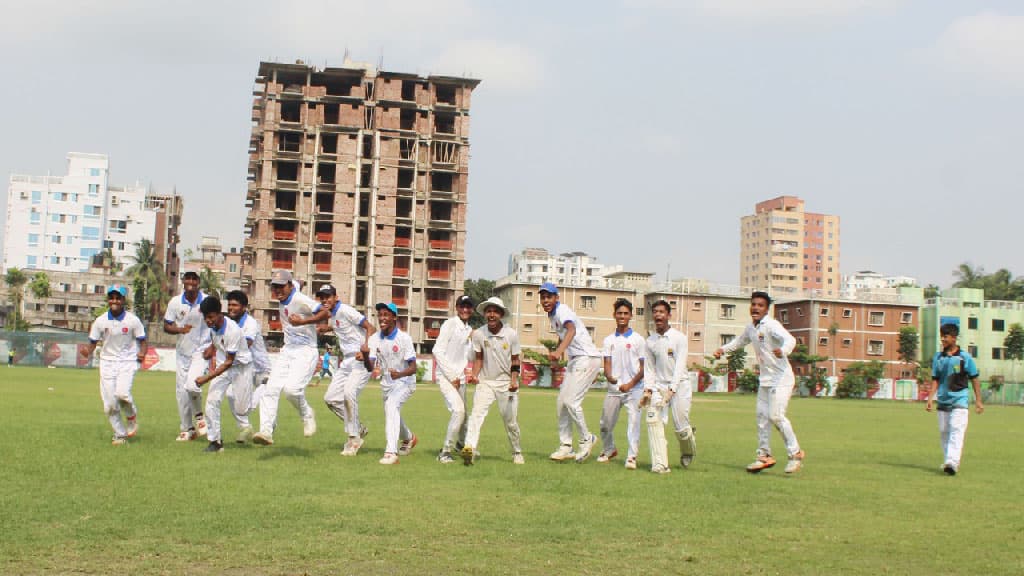 শ্রেষ্ঠত্বের লড়াইয়ে রংপুরের সামনে মেহেরপুর