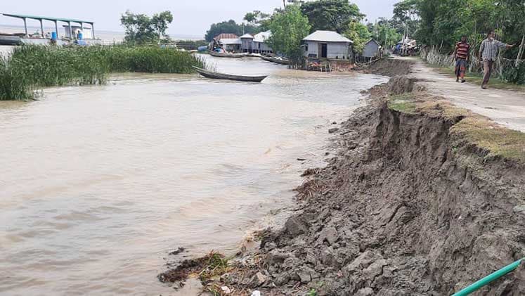 দুমকিতে প্রায় ৩ একর জমি নদীগর্ভে বিলীন