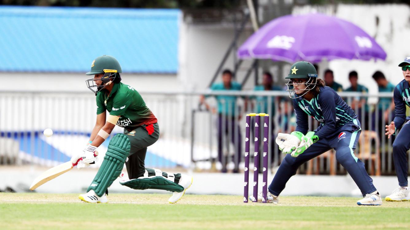 হারের ব্যাখ্যায় বৃষ্টিকে দায়ী করল বাংলাদেশ