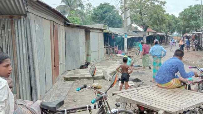 খুতবায় সরকারবিরোধী কথা বলার অভিযোগে ইমামের ব্যবসাপ্রতিষ্ঠান বন্ধ