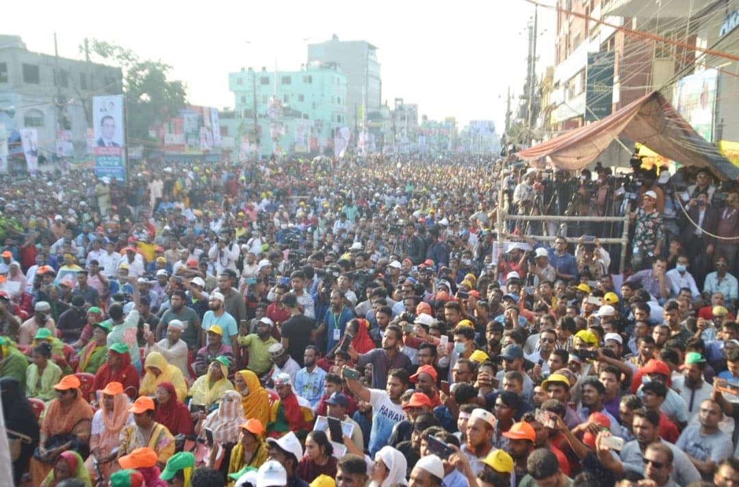 আওয়ামী লীগ কি বিএনপিকে উজ্জীবিত করার দায়িত্ব নিয়েছে?