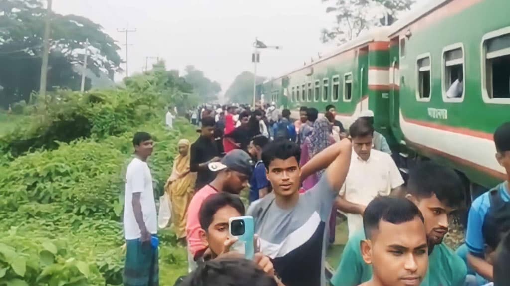 বিনা টিকিটে ভ্রমণ, ২ বছর পর ভাড়া পরিশোধ করলেন যাত্রী  