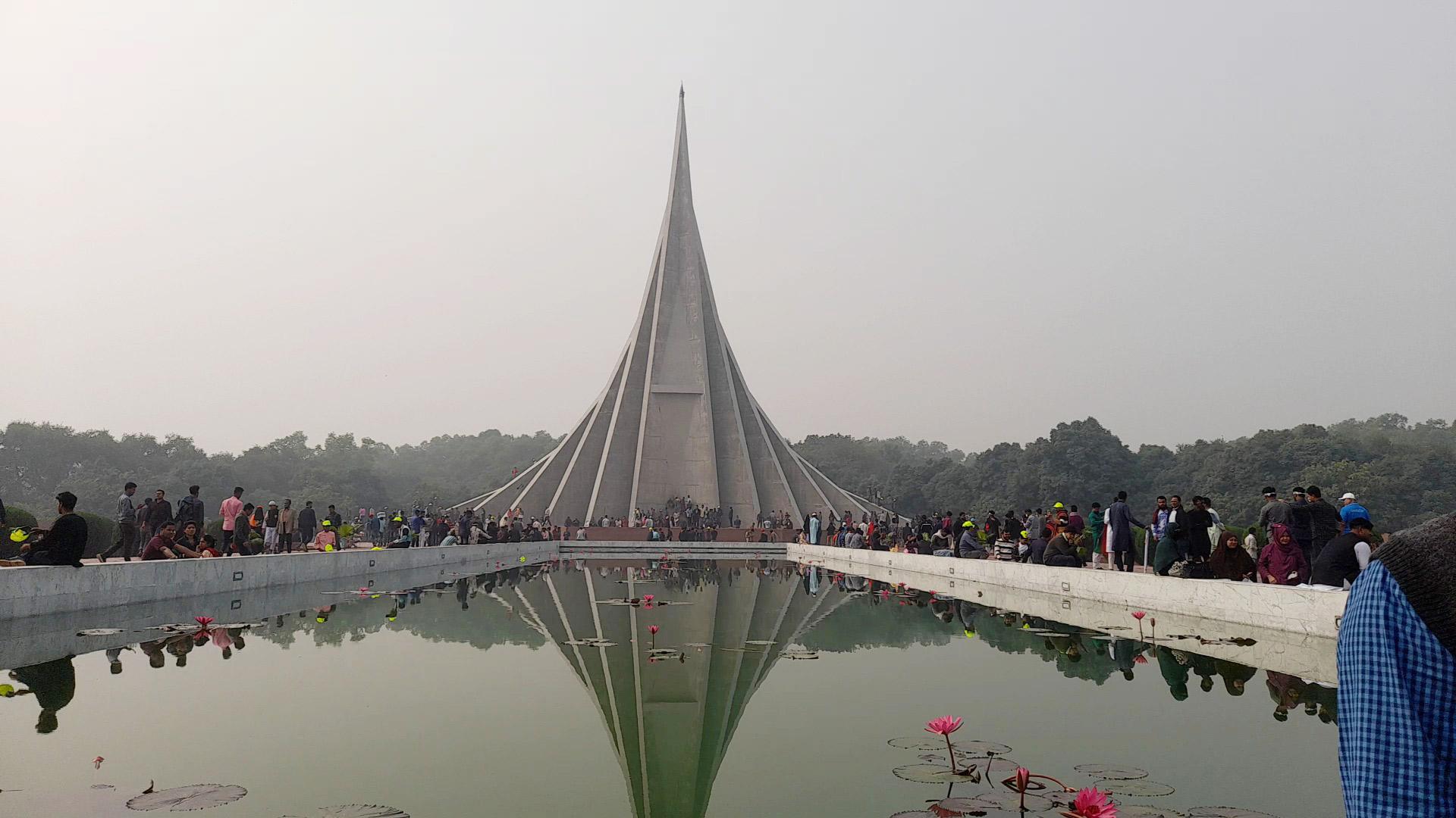 জাতীয় স্মৃতিসৌধে দর্শনার্থীদের ১৪ দিন প্রবেশ নিষেধ