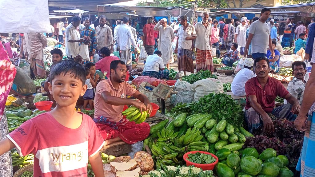 গাংনীতে সবজির দামে নাভিশ্বাস ক্রেতার