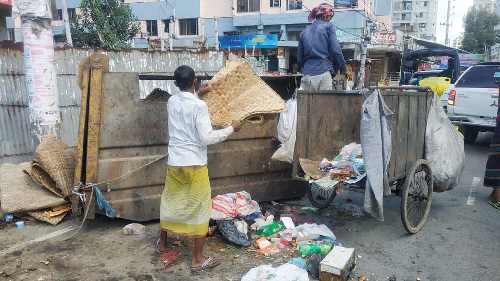 ১২ ঘণ্টায় অপসারণ হবে ডিএনসিসির ১০ হাজার টন বর্জ্য