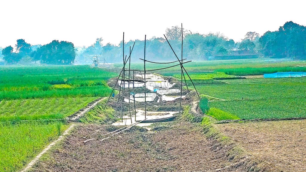 মরা খাল, জলাবদ্ধ জমি কৃষকদের চোখে পানি