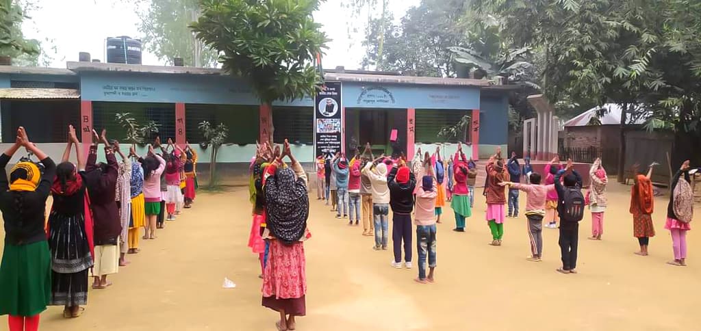 গুগল দেখে গাইবান্ধায় বিদ্যালয় বন্ধ, আবহাওয়া অফিস বলছে ১০-এর নিচে নামেনি তাপমাত্রা