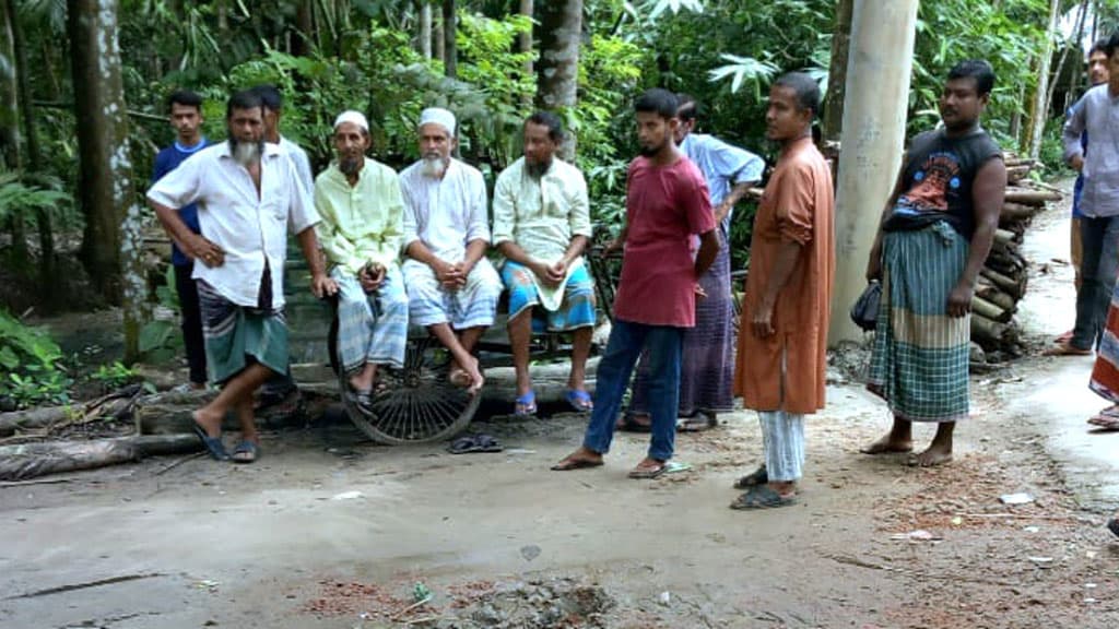 কাঁঠালগাছে ঝুলছিল কৃষকের মরদেহ