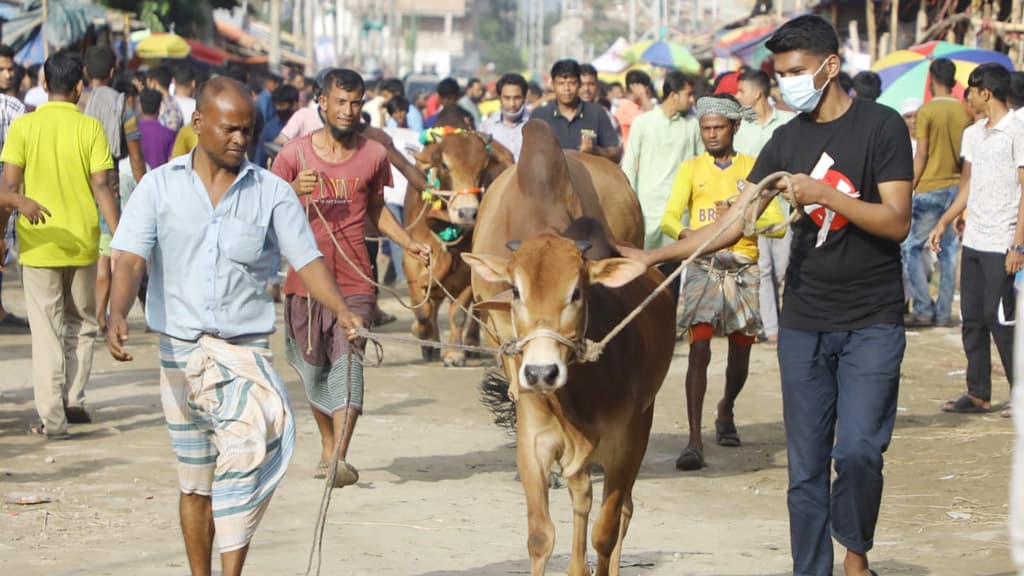 শেষ সময়ের অপেক্ষায় ক্রেতা-বিক্রেতারা