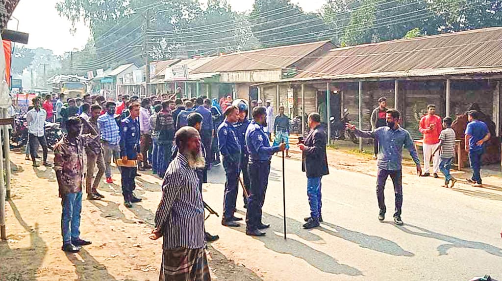 সারা দেশে নৌকা-স্বতন্ত্র সংঘর্ষে আহত ৫৩