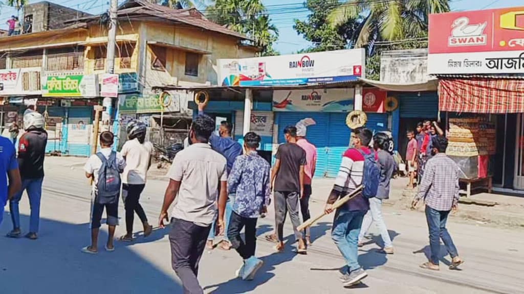 হবিগঞ্জে আওয়ামী লীগ-বিএনপি সংঘর্ষে পুলিশসহ আহত ৩০ 