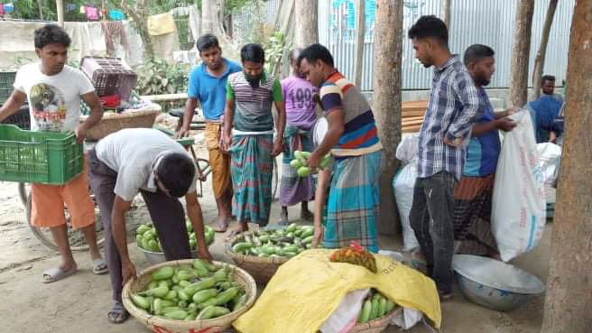 হাত বদলেই সবজির দাম ৩ গুণ!