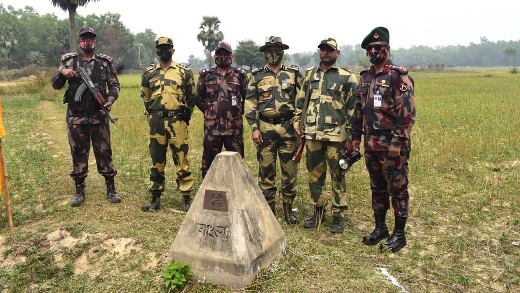 পতাকা বৈঠকে ফেরত দেওয়া হলো সেই মদ্যপ বিএসএফ সদস্যকে