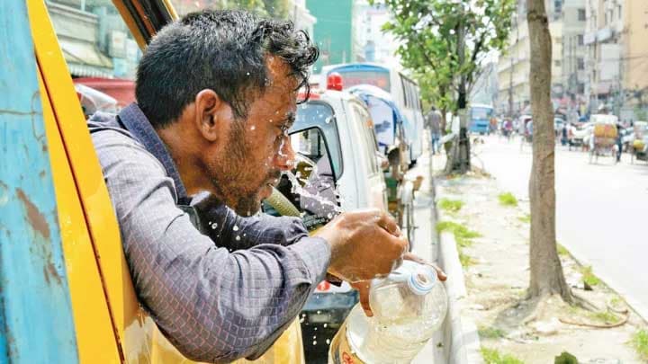 সিলেটের তাপমাত্রা ৩৮ ডিগ্রি সেলসিয়াস না ছাড়ানোর তথ্যটি সঠিক নয়