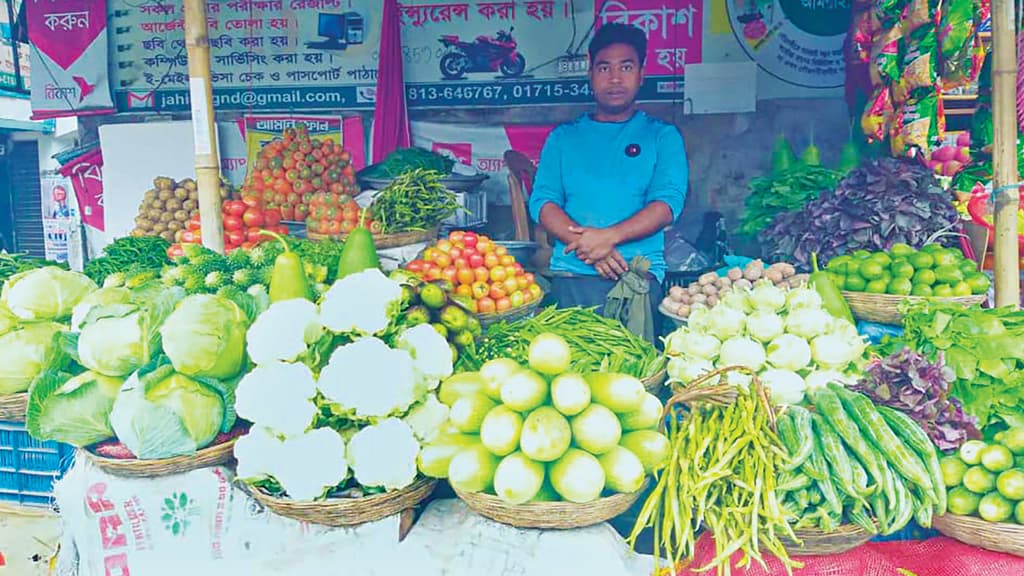 গৌরনদীতে শীতে সবজির দাম চড়া