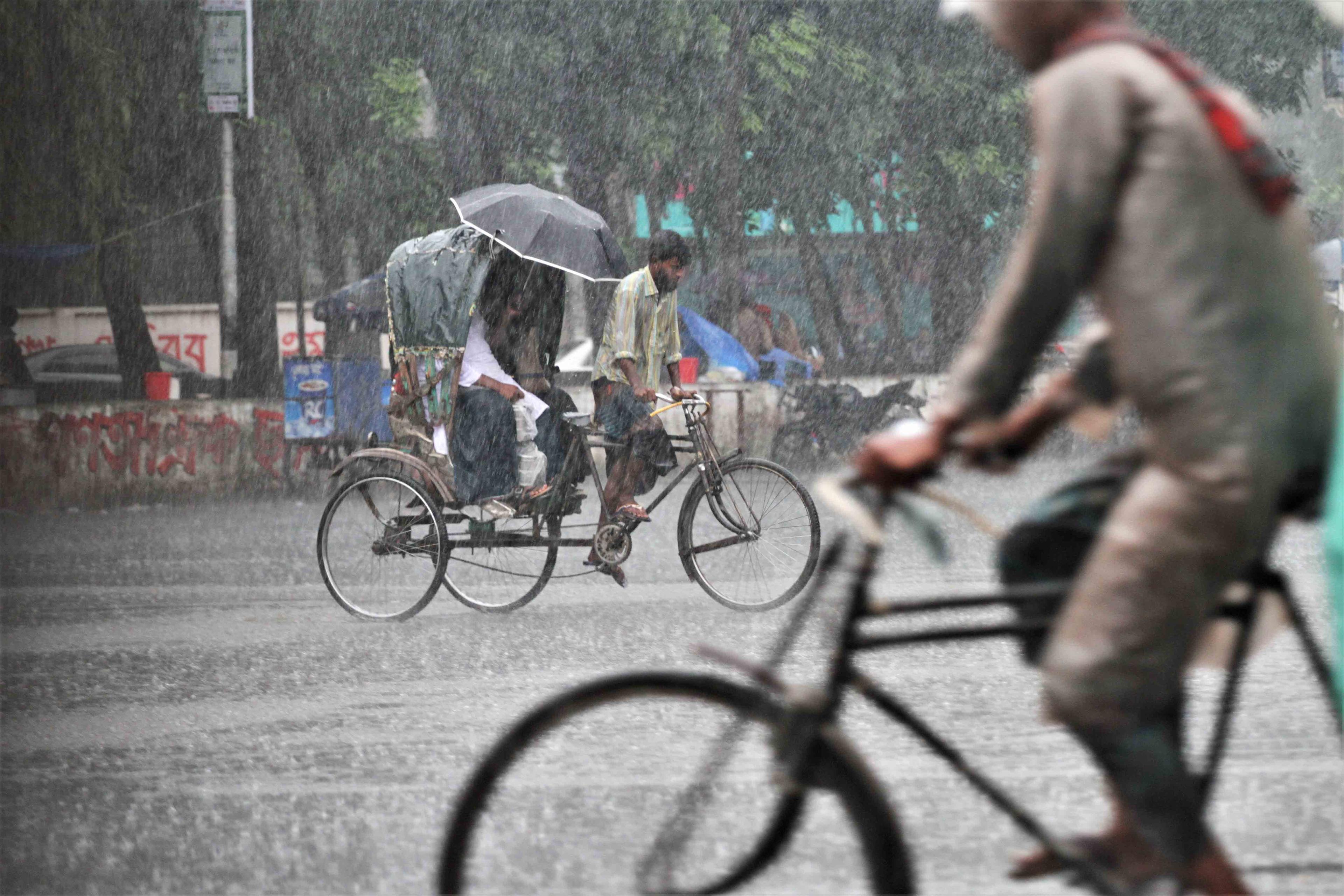 দেশের কোথাও কোথাও বজ্রসহ বৃষ্টি হতে পারে