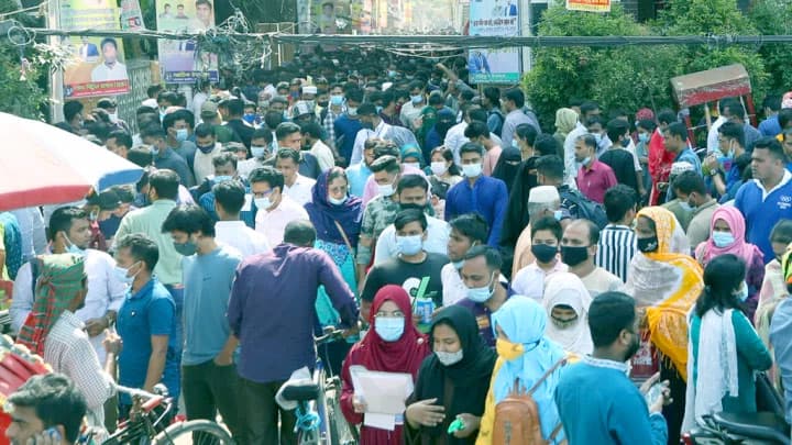 বিসিএসসহ সাত নিয়োগ পরীক্ষা স্থগিত, বিপাকে চাকরীপ্রার্থীরা