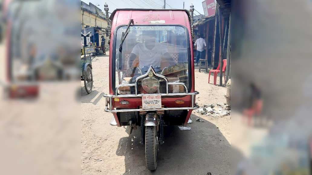 আদমদীঘিতে ব্যাটারিচালিত টমটমে ৫ শতাধিক লোকের কর্মসংস্থান