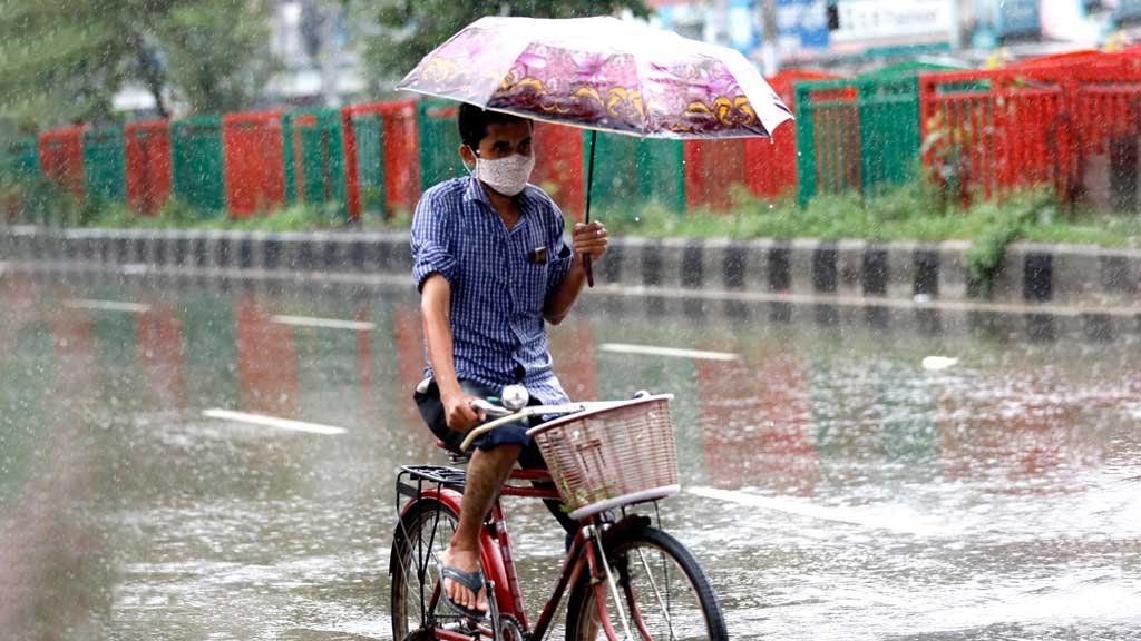 লঘুচাপে বাড়বে বৃষ্টির প্রবণতা, কমবে তাপমাত্রা