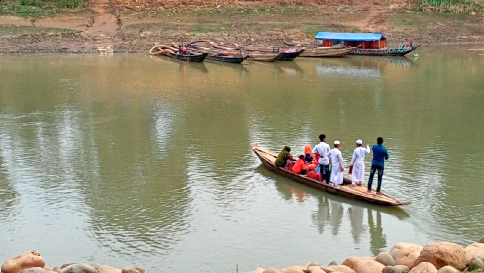 দুঃখ যখন খরস্রোতা ধলাই