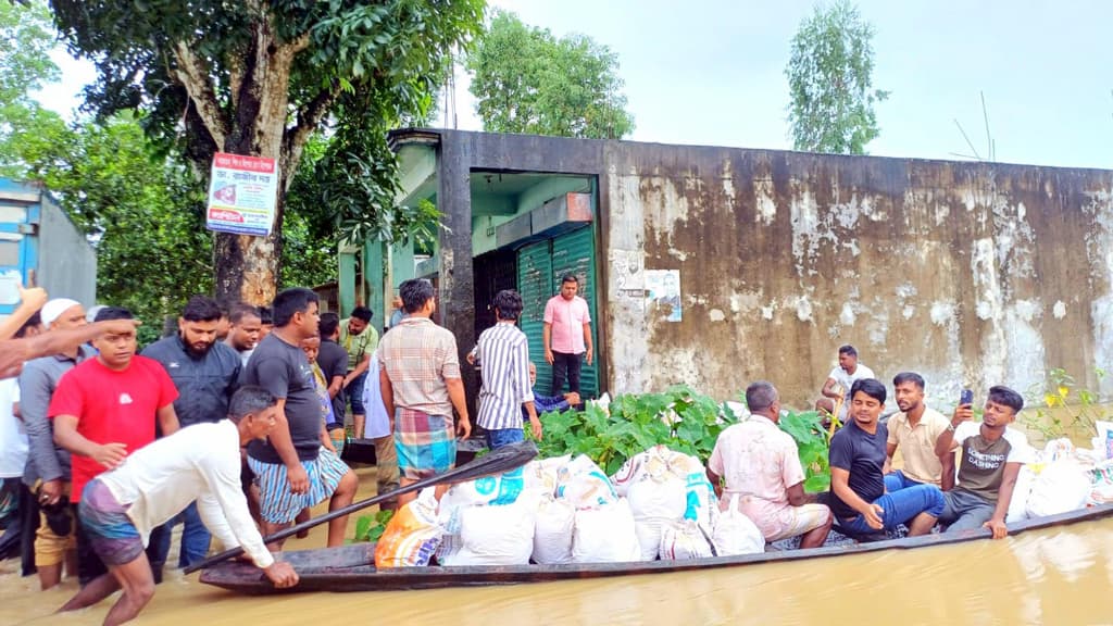 মৌলভীবাজারে মনু ও ধলাইয়ের পানি কমছে, আশ্রয়কেন্দ্রে উঠেছেন ৭১৪৫ জন