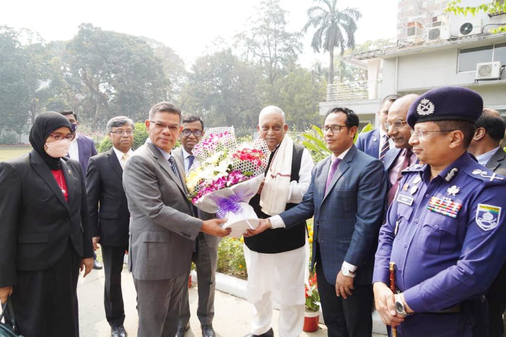 বাংলাদেশের আইনশৃঙ্খলা বাহিনীকে প্রশিক্ষণের অনুরোধে মালয়েশিয়ার ‘ইতিবাচক সাড়া’