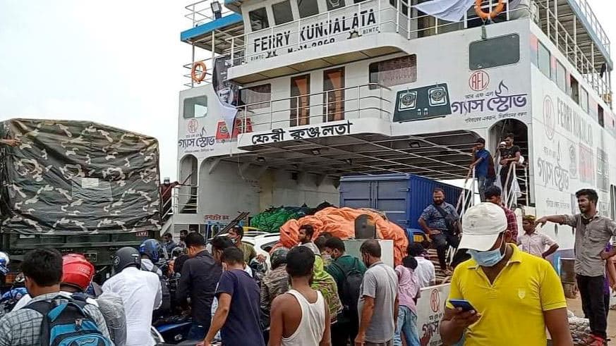 বাংলাবাজার-শিমুলিয়া রুটে সীমিত আকারে ফেরি চালু