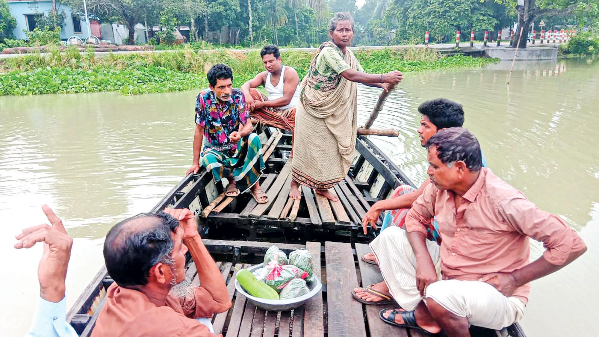 খেয়াঘাটের চপলা মাঝি