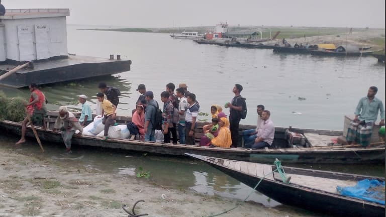 প্রাণ ফিরছে কালিতলা ঘাটের