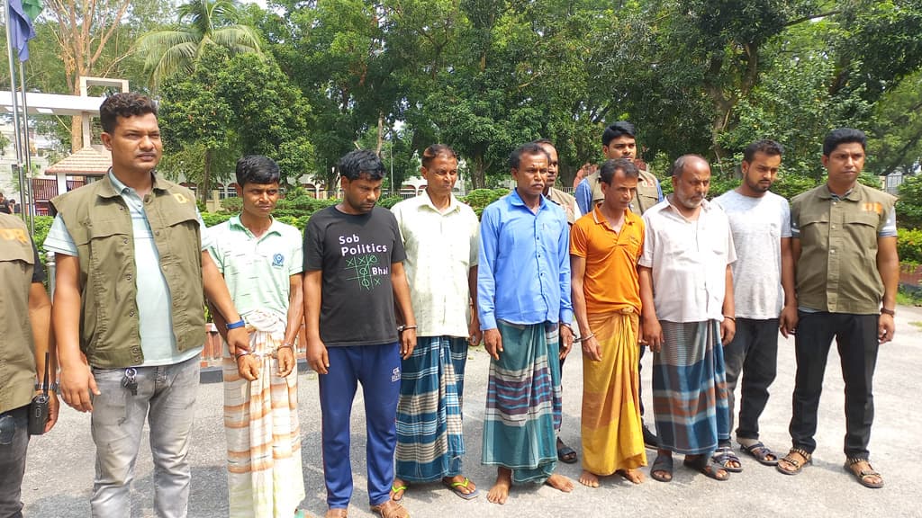 সুদের ফাঁদ পেতে কিডনি হাতিয়ে নিতেন তাঁরা