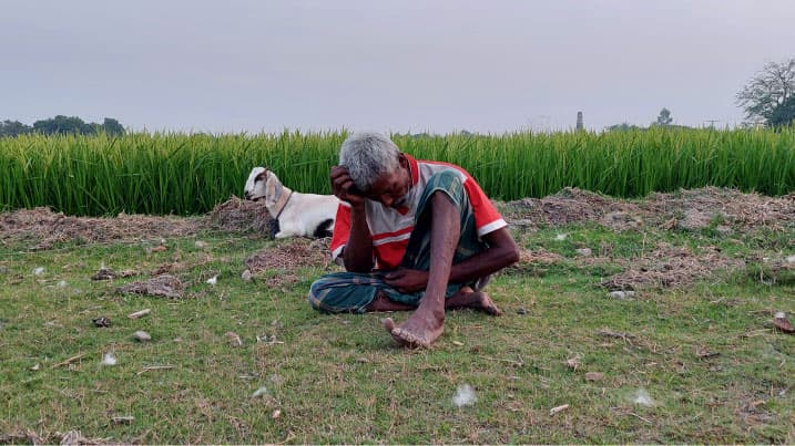 ওষুধতো দূরের কথা দু’বেলা খাবারও জুটছে না খলিলের