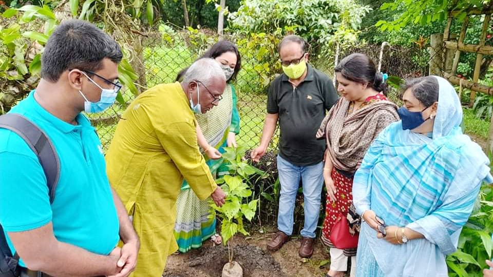 জাবিতে দুর্লভ উদ্ভিদ সংরক্ষণে বৃক্ষরোপণ কর্মসূচি