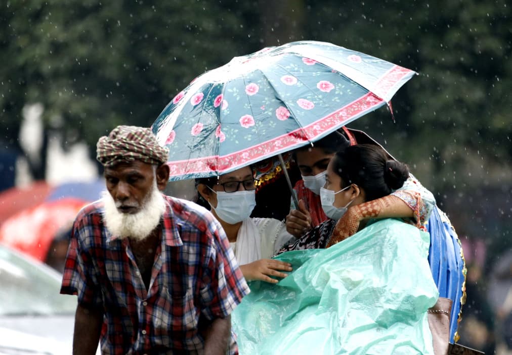 পয়লা ফাল্গুনে বৃষ্টির আভাস যেসব এলাকায়