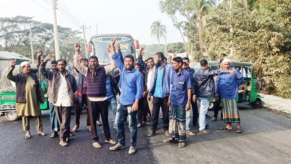 ভোলায় বাস ও সিএনজি শ্রমিকদের মধ্য সংঘর্ষ, আহত ১০