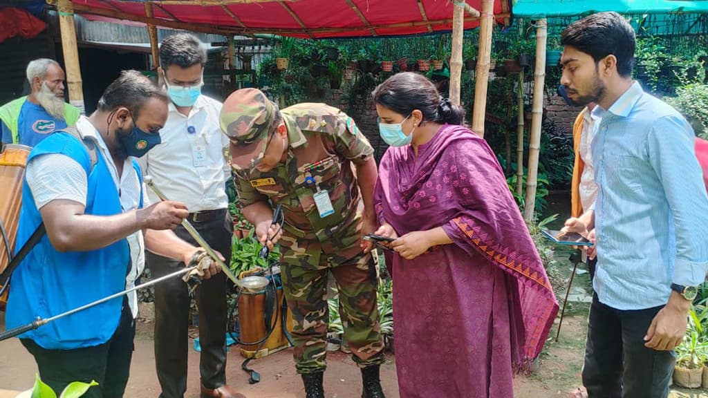 ডিএনসিসিতে এডিসের লার্ভা পাওয়ায় সাড়ে চার লাখ টাকা জরিমানা